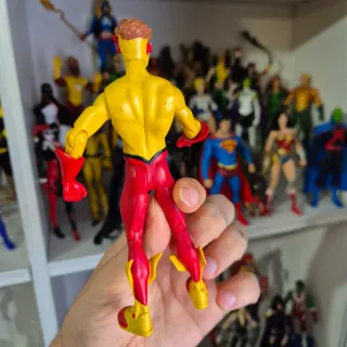 Kid Flash DC Direct Titans Figura
