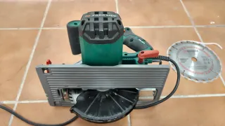 Sierra Circular Parkside de cable