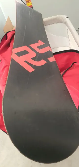 Tabla de Snowboard con Fijaciones