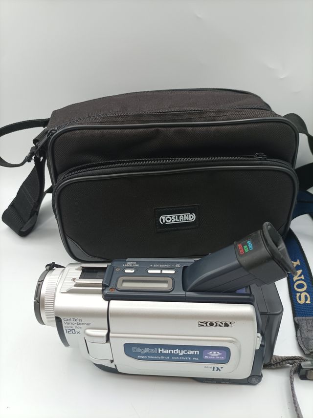 Sony DCR-TRV17E Mini DV Camcorder