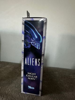 Figura NECA Aliens Night Cougar Alien