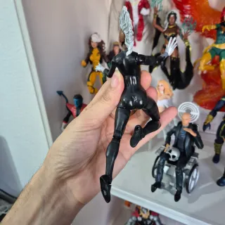 Tormenta X-Men Marvel Legends Figura