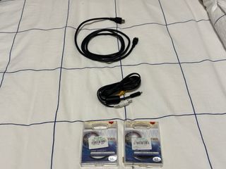 Cámara Nikon D3100 con accesorios