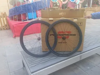 Ruedas Progress 700c Tubeless Alloy 28H