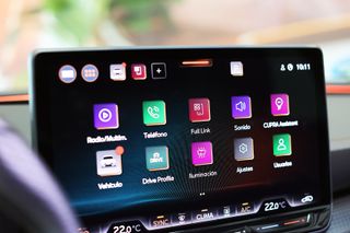 CUPRA Leon Sportstourer 1.5eTSI DSG 14KM