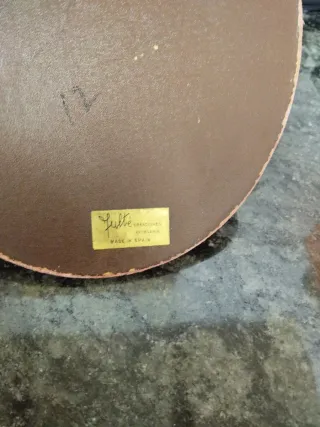 Cuadro ovalado con flores secas