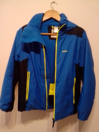 Chaqueta y pantalón de esquí azul