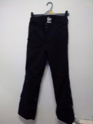 Chaqueta y pantalón de esquí azul