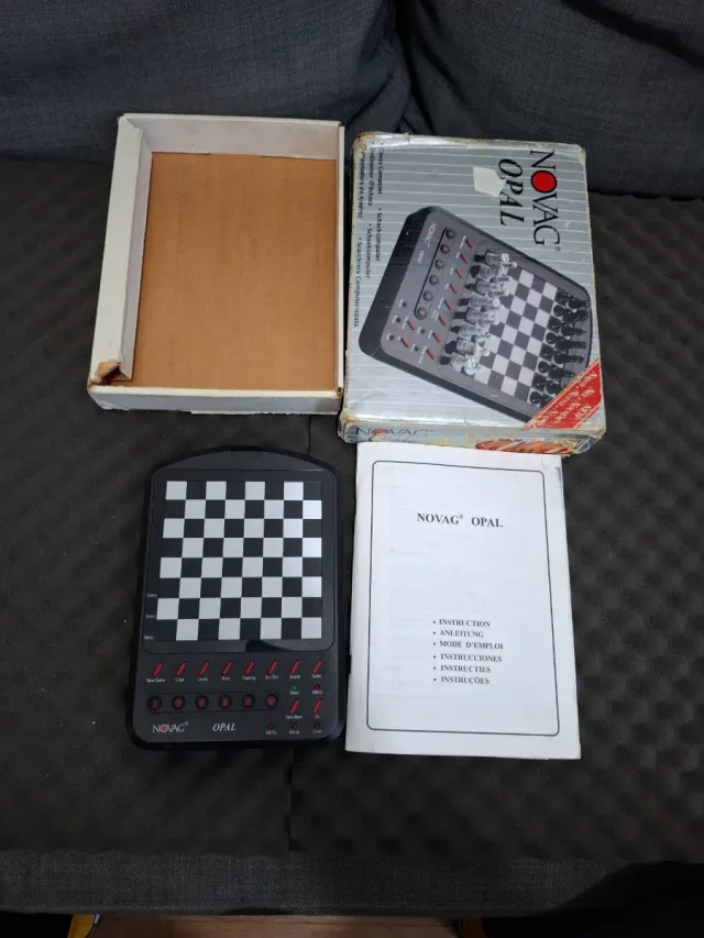 Novag Opal Xadrez Eletrônico