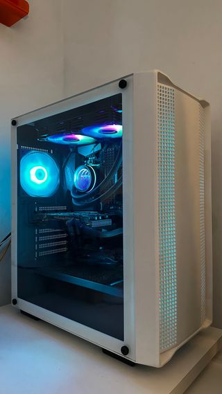 PC Gaming Ryzen 5 5600X RX 6600 32GB RAM