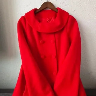 Abrigo rojo