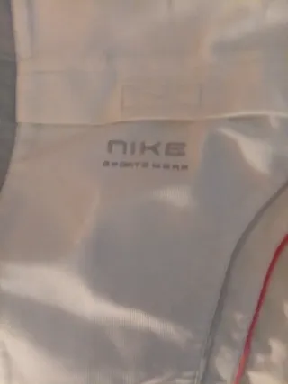 Chaqueta Nike Talla M Blanca