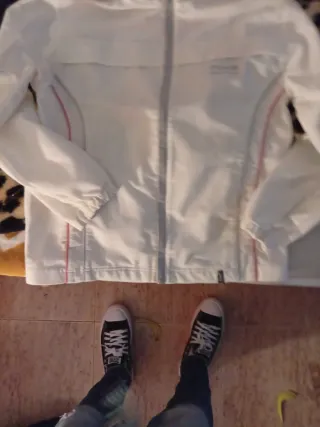 Chaqueta Nike Talla M Blanca