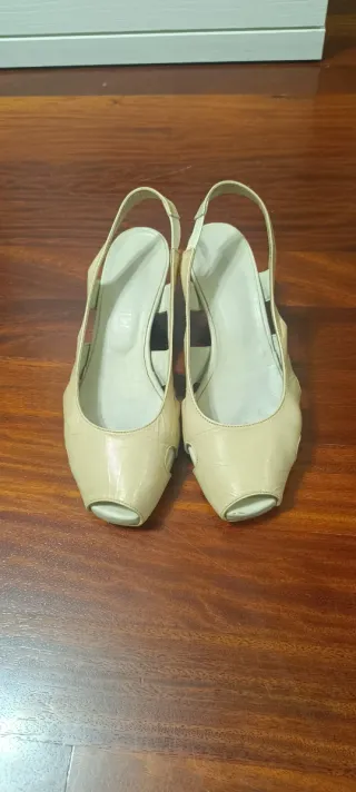 Sandalias Beige Talla 37