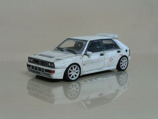 Lancia Delta HF Integrale Evoluzione Solido 1/18