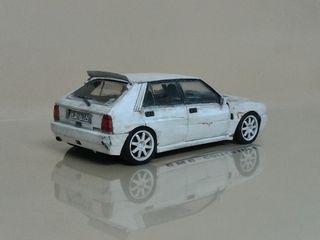 Lancia Delta HF Integrale Evoluzione Solido 1/18