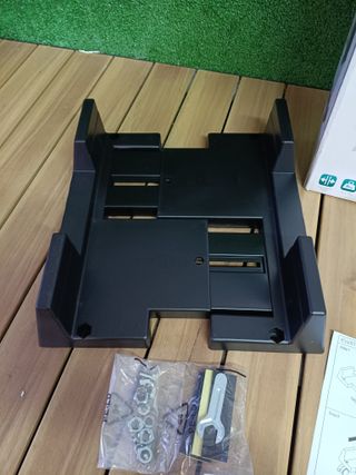 SOPORTE CON RUEDAS PARA ORDENADOR TORRE