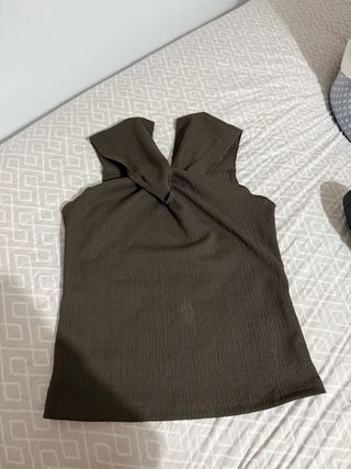 Top halter Shein marrón