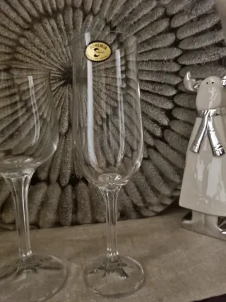 18 Calici di vino, 12 di acqua e 12 di cava bohemia