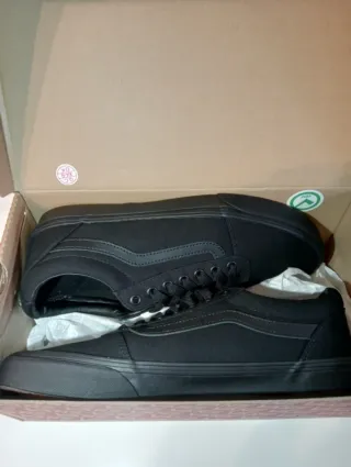 ESTRENA! Zapatillas Vans talla 44.5 Hombre