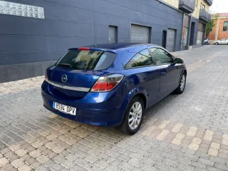 Opel Astra 2005