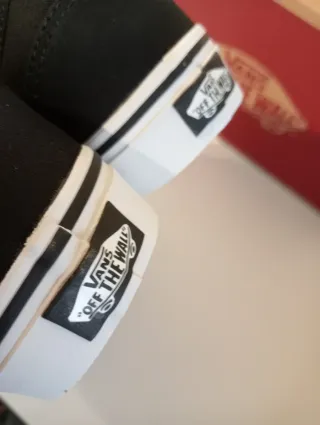 ESTRENA! Zapatillas Vans talla 42.5 Hombre