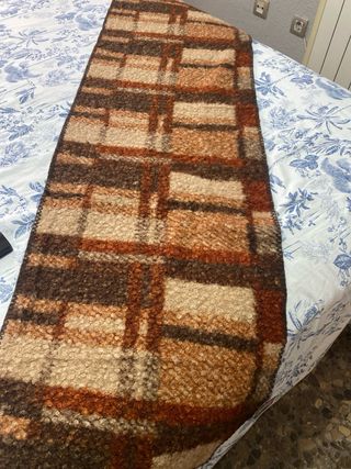 Bufanda pasmina con cierre de hebilla