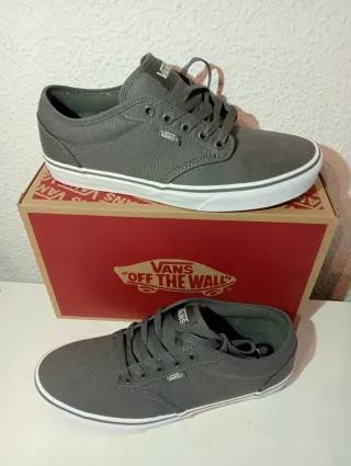 ESTRENA! Zapatillas Vans talla 42 Hombre