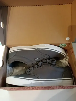 ESTRENA! Zapatillas Vans talla 42 Hombre