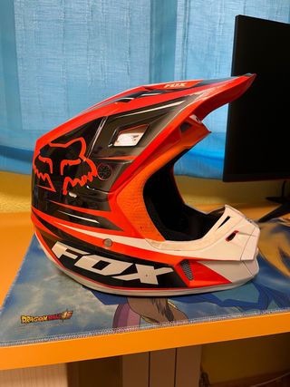 Casco Fox V2