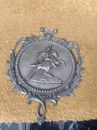 2 Placas Decorativas Peltre