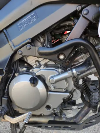 Suzuki V-Strom 2008 - 49.000 Km