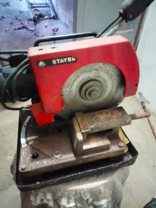 Cortadora ingletadora metal