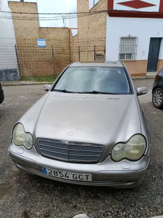 Mercedes-Benz Clase C 2003