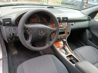 Mercedes-Benz Clase C 2003