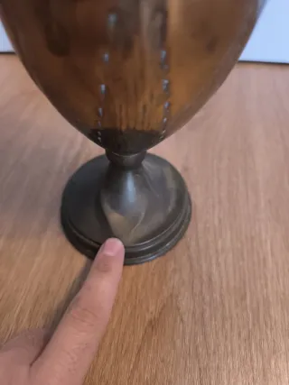 Antichi vasi d'altare in ottone dorato