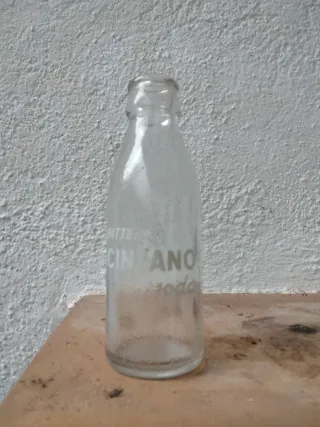 Botellín Cinzano Soda