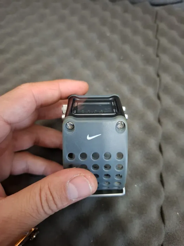 Relógio Nike Digital Cinza