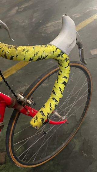 Bicicleta de carretera Vintage Rossin Rosa