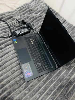 MSI Cyborg 15 A12UCX-657XES Portátil Gaming