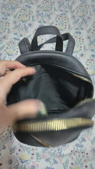 Mochila negra THE TOTEBAG