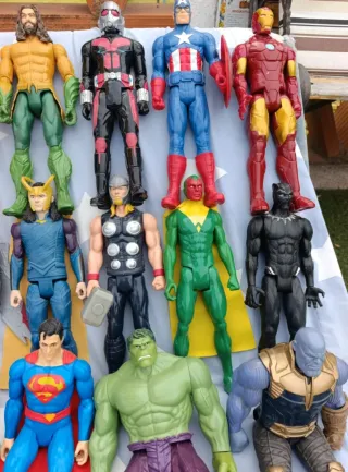 Lote Figuras Superhéroes Marvel y DC