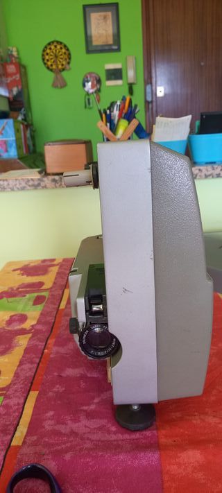 Proiettore Super 8 vintage