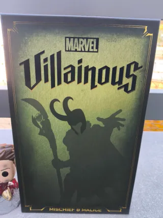 Juego de mesa Marvel Villainous + expansión Loki.