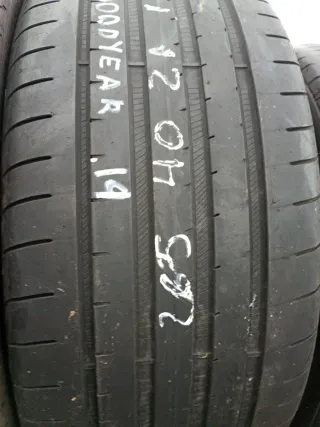 Neumáticos Goodyear 265/40/21 105Y