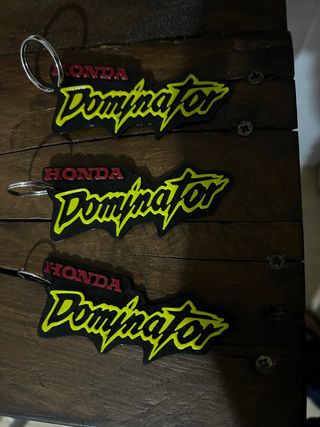 Llavero Honda Dominator 3D