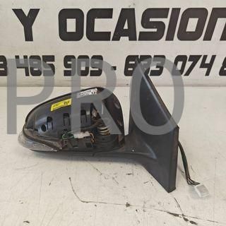 RETROVISOR DERECHO TOYOTA AURIS USADO 026983