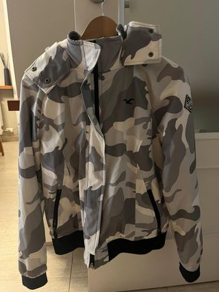 Chaqueta Hollister Camuflaje Talla M