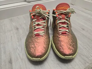 Zapatillas Nike LeBron XXI Oro Naranja