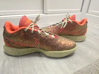 Zapatillas Nike LeBron XXI Oro Naranja